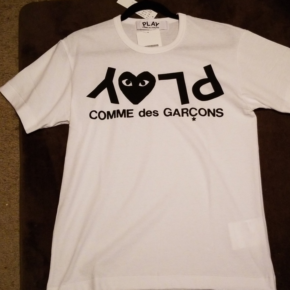 White tshirt comme des garcons